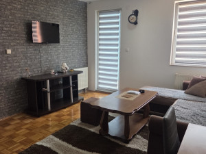 Najam - dvosoban stan 47m2 - ul. Spasovdanska
