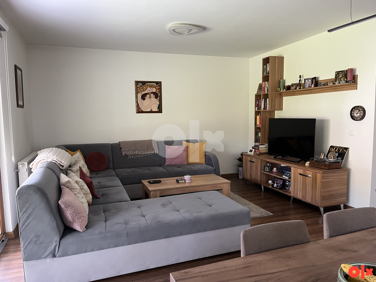 Prostrana kuća sa velikim dvorištem u Solini, Tuzla, 235 m2 2