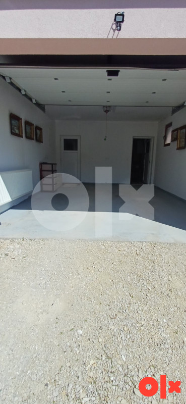 Prostrana kuća sa velikim dvorištem u Solini, Tuzla, 235 m² – pohled 6