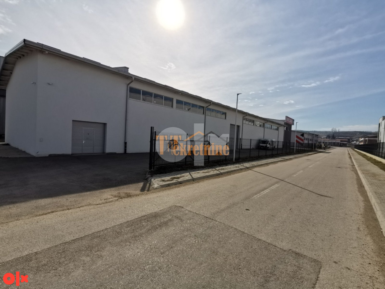 Poslovni objekat (hala) 1300 m2 - Ramići
