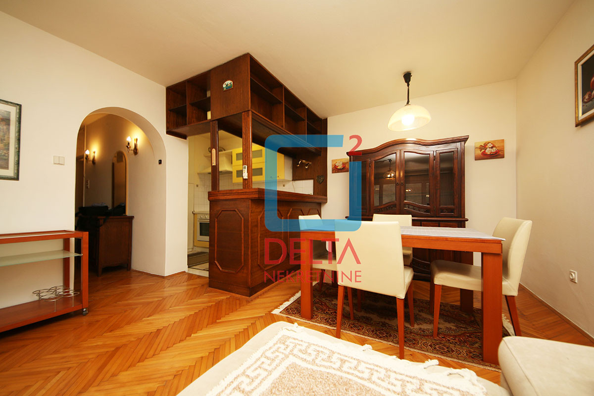 Namješten dvosoban stan / 53m2 / Centar / Sarajevo 3