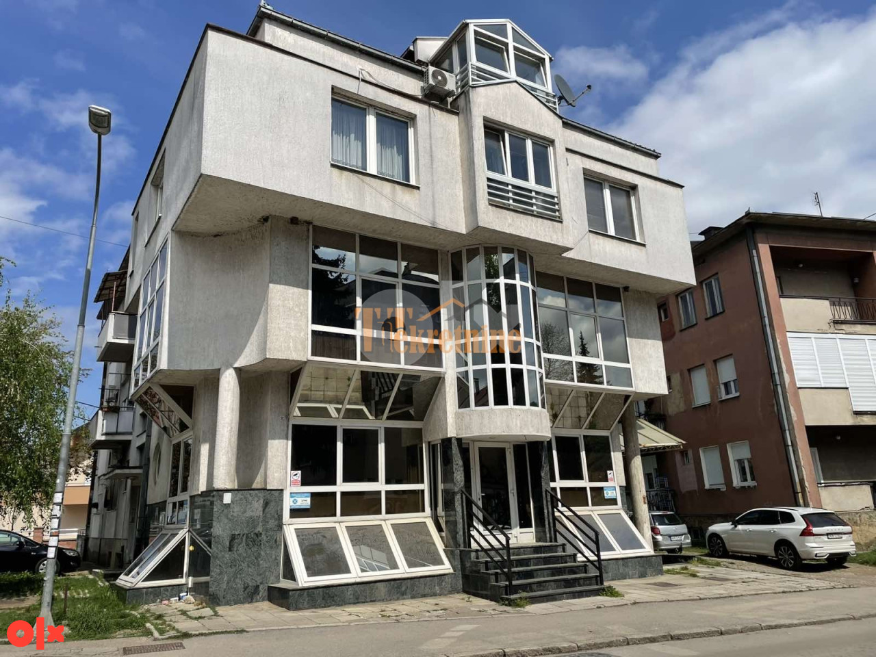 Poslovni objekat 211 m2 - Hiseta 2