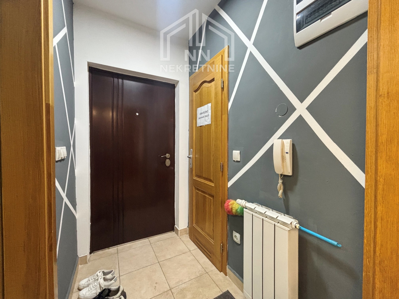 NN Nekretnine : Dvosoban stan 43m2 -Stup 12
