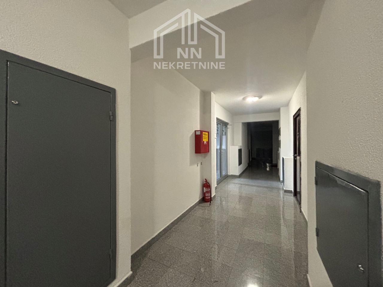 NN Nekretnine : Dvosoban stan 43m2 -Stup 17