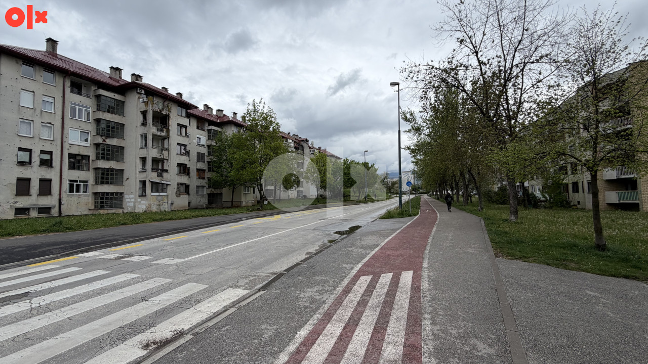 PICCOLO GRANDE PRODAJE/Stan/Dobrinja/(FBiH)/41 m2
