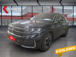 VW Touareg 3.0 TDI DSG 4Motion R-Line LUFTFEDERUNG VIRTUAL Matrix