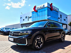 VW Touareg 3.0 TDI DSG 4Motion R-Line LUFTFEDERUNG VIRTUAL Matrix