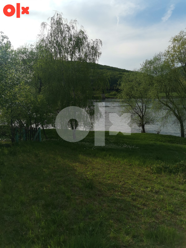 Zemljište Kostajnica kraj Une