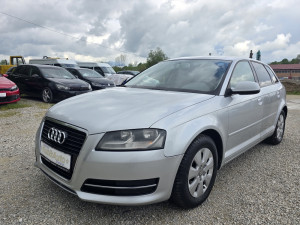 Audi A3 sportback 1600 ccm 77 kw 2011 god registrovan