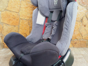 AUTOSJEDALICA ZA DJECU 0-25 KG  MEDO  BROOONDO