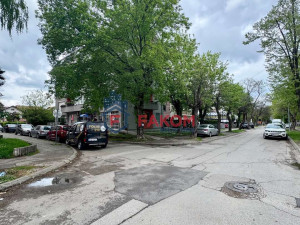 Na prodaju četverosoban stan 125m2, u naselju Rosulje photo 4