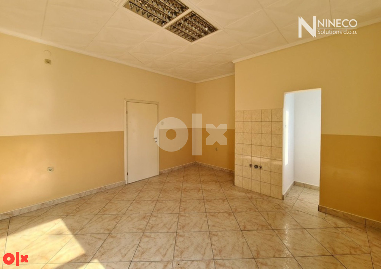 POSLOVNI PROSTOR - LAKTAŠI - 45 m2 7
