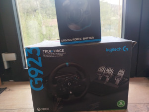 LOGITECH G923 XBOX / PC volan+ SHIFTE