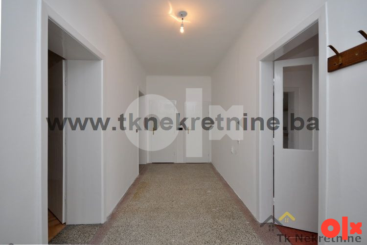 Kancelarije u centru grada 102 m2 sa tri parking mjesta 3