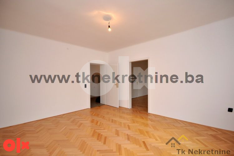 Kancelarije u centru grada 102 m2 sa tri parking mjesta 6