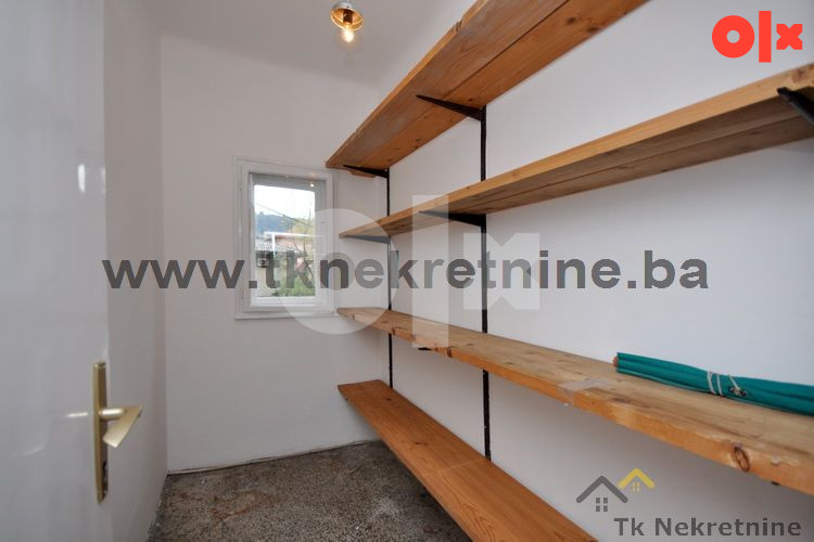 Kancelarije u centru grada 102 m2 sa tri parking mjesta 15