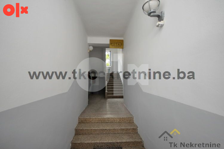 Kancelarije u centru grada 102 m2 sa tri parking mjesta 16