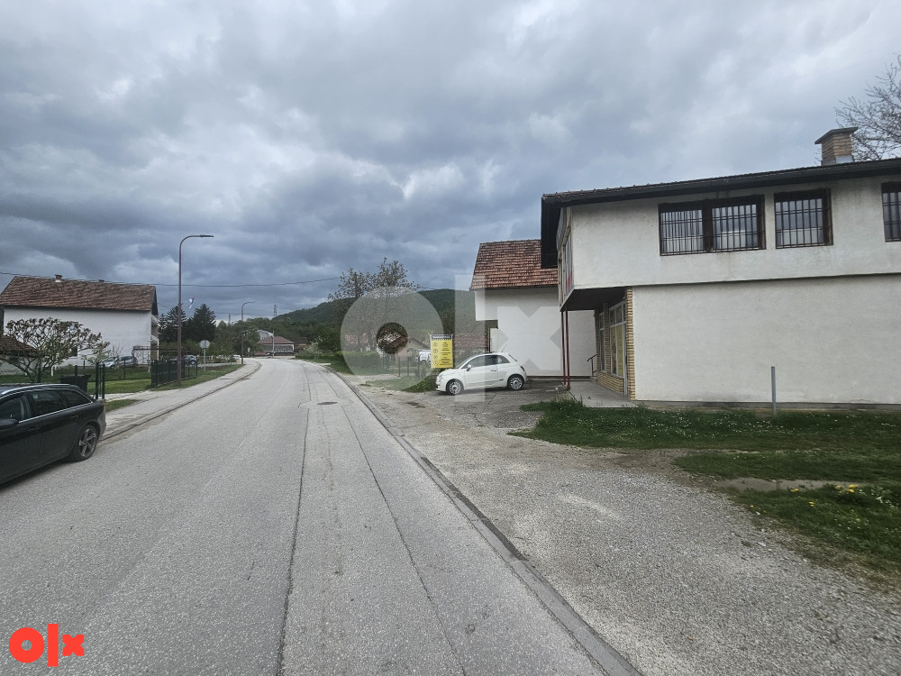 Zemljište i kuca za renoviranje Istočna Ilidža Vojkovici 3