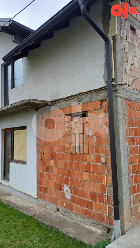 Dio kuće na prodaju (2 sprata), 30m2 zemlje Hadžići Binježevo 3