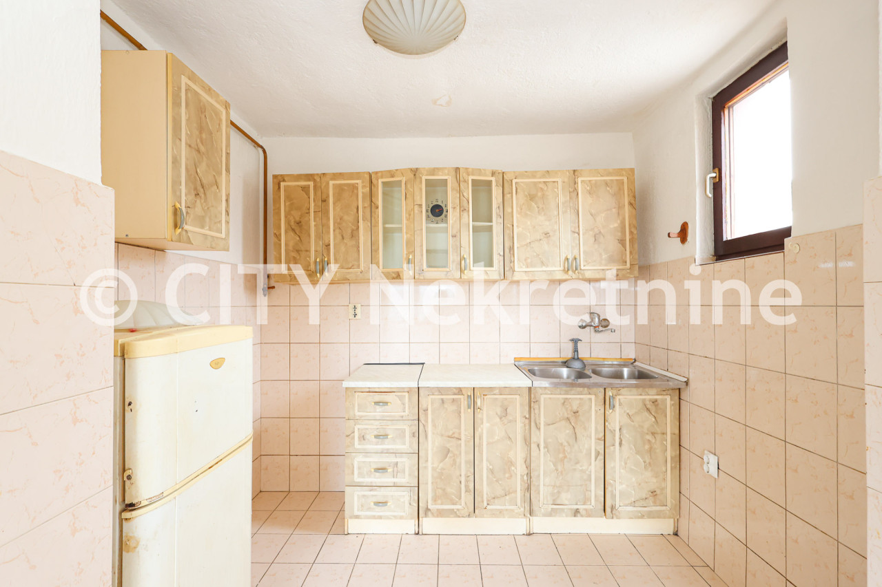 Trosoban nenamješten stan - Vogošća - Kobilja glava - 65 m² - Ansicht 5