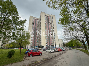 Trosoban stan - Novi grad - Otoka - 77 m2