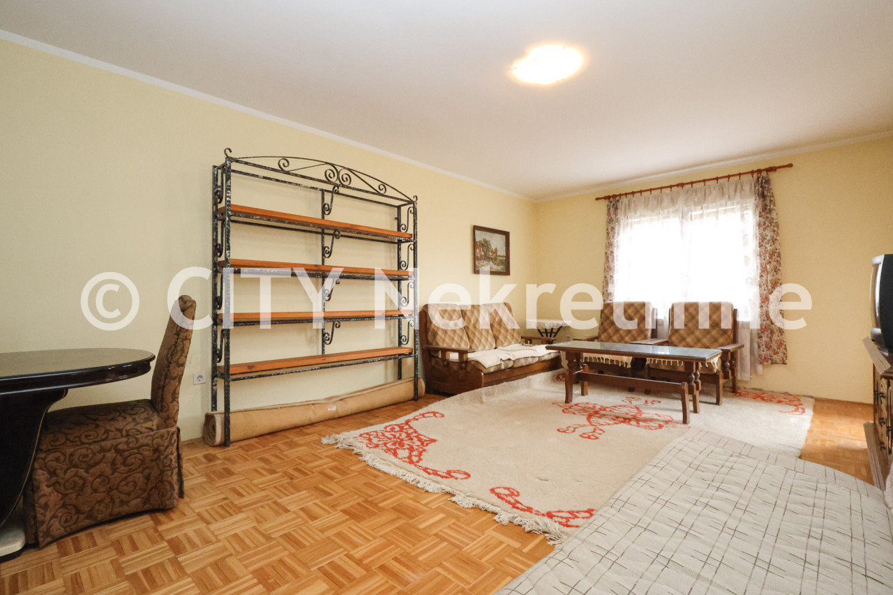 Dvosoban namješten stan - Istočno Sarajevo - 60 m2 2