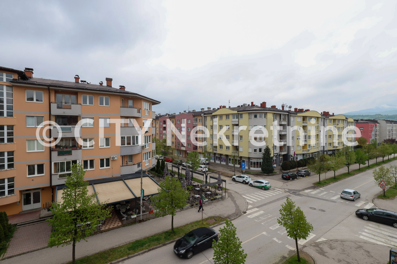 Dvosoban namješten stan - Istočno Sarajevo - 60 m2 9