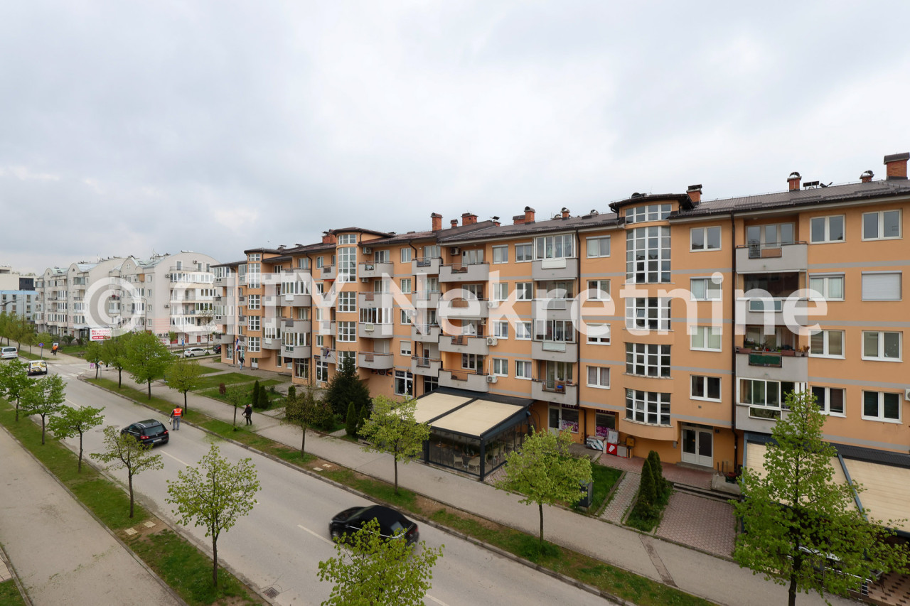 Dvosoban namješten stan - Istočno Sarajevo - 60 m2 10