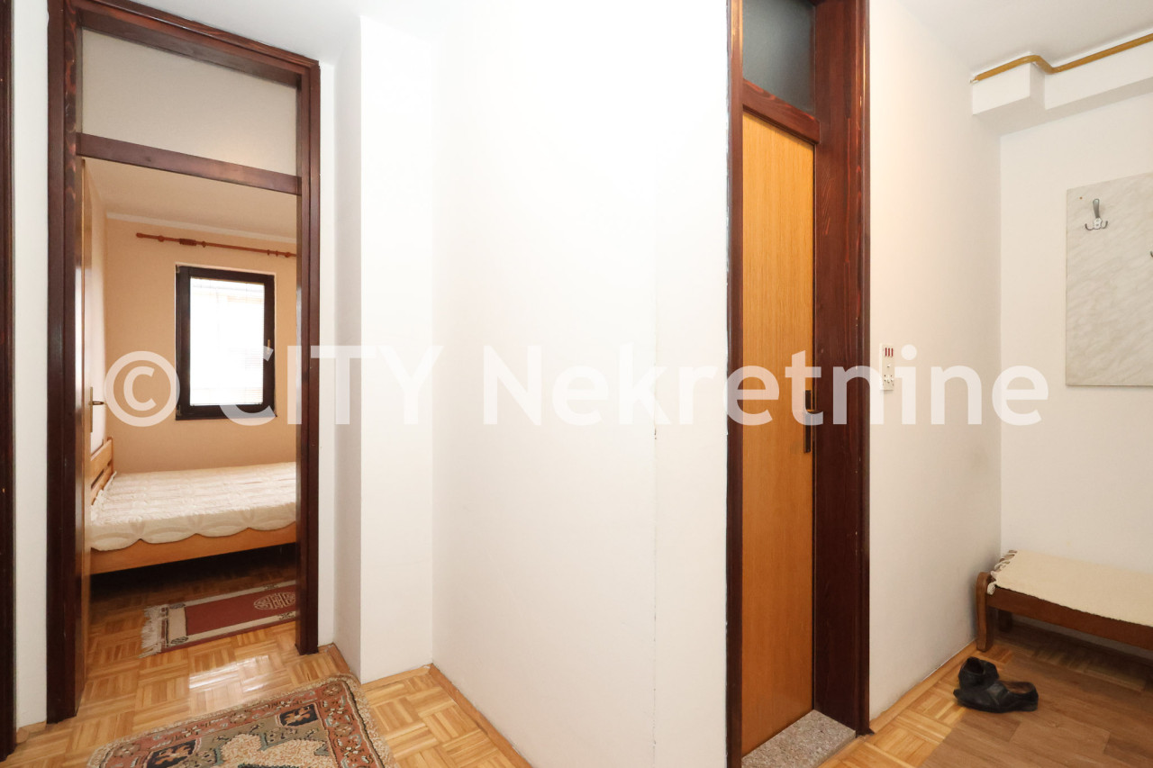 Dvosoban namješten stan - Istočno Sarajevo - 60 m2 15