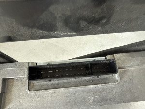 Pojacalo Audi A4 B8 (fotografija 3)