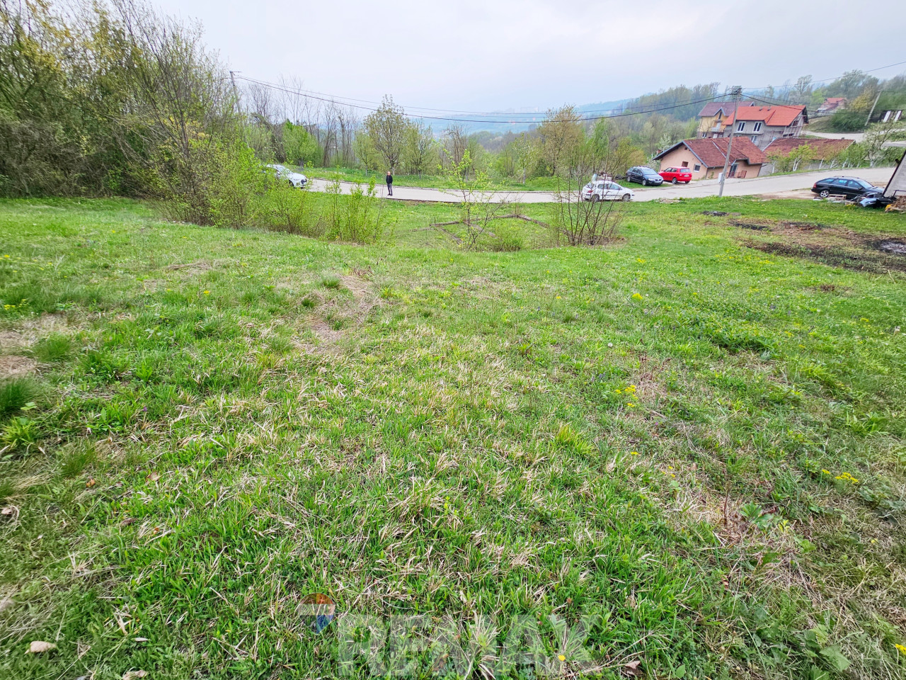Plac 808m2 sa temeljem na Drakuliću 8