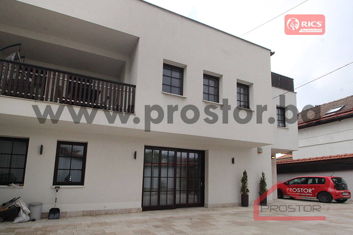 PROSTOR izdaje: Ekskluzivna rezidencija, 710m2, Kovači 2
