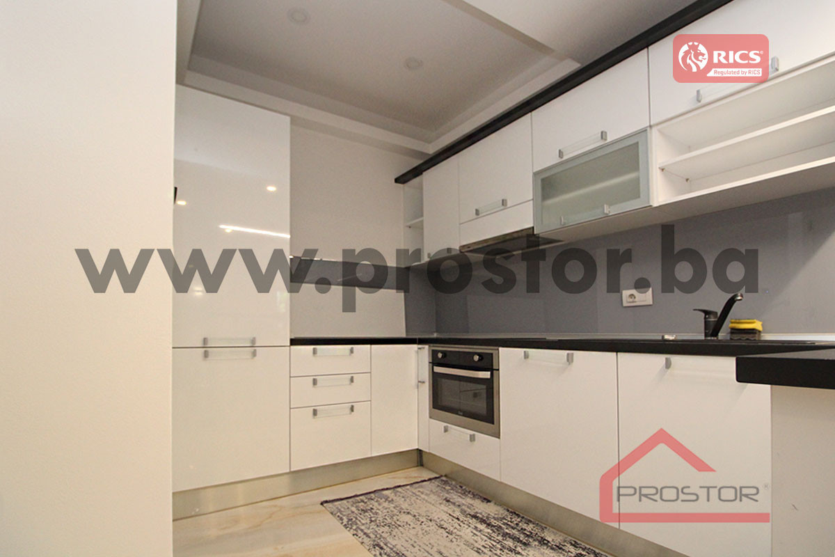 PROSTOR izdaje: Ekskluzivna rezidencija, 710m2, Kovači 10