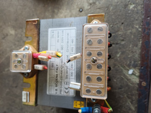 TRANSFORMATOR 480 220V