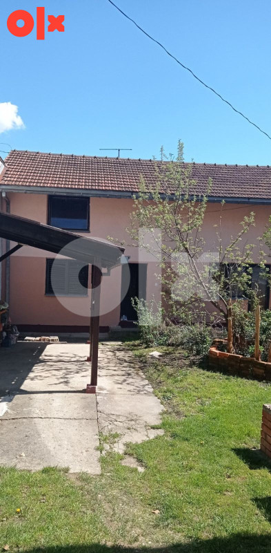 PRODAJE SE USELJIVA KUĆA 2