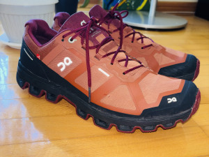 ON CloudVenture Waterproof (Original)