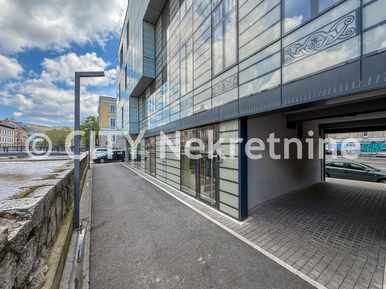 Kancelarijski poslovni prostor - Centar - Drvenija - 108 m2 20