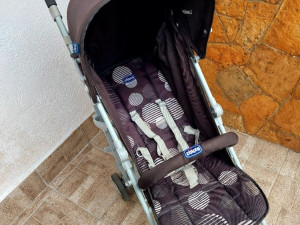 DJECIJA KOLICA KISOBRAN  bebe CHICCO  LONDON UP super lagana