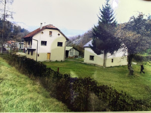 Zemljište kuca i prateci objekti Travnik