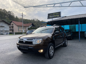 Dacia Duster 1.5 dci 79kw 2010 god. Klima