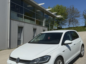 Golf R-Line 1.6 TDI 115KS DCC, LED