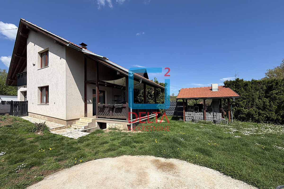 Kuća / 119m2 / Parcela 1273m2 / Miševići / Hadžići 28