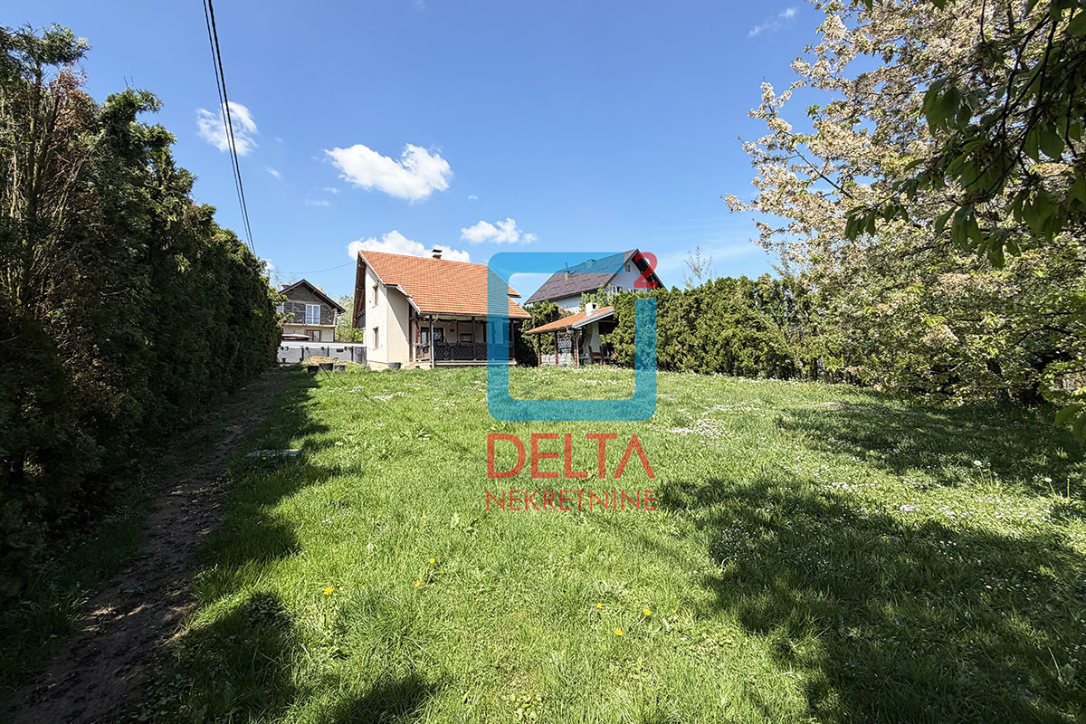 Kuća / 119m2 / Parcela 1273m2 / Miševići / Hadžići 30