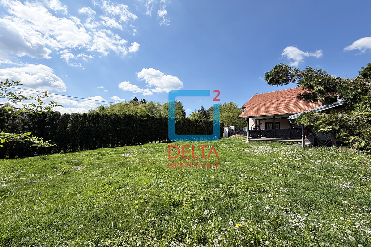 Kuća / 119m2 / Parcela 1273m2 / Miševići / Hadžići 31