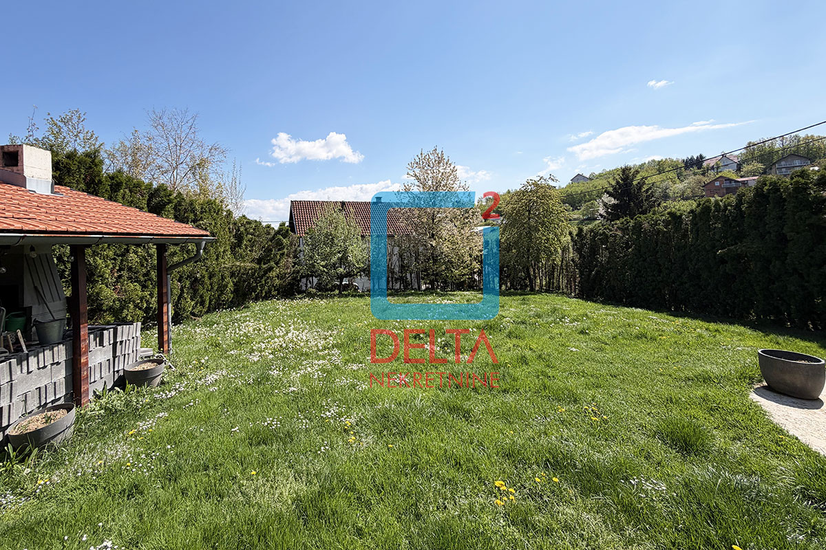 Kuća / 119m2 / Parcela 1273m2 / Miševići / Hadžići 32