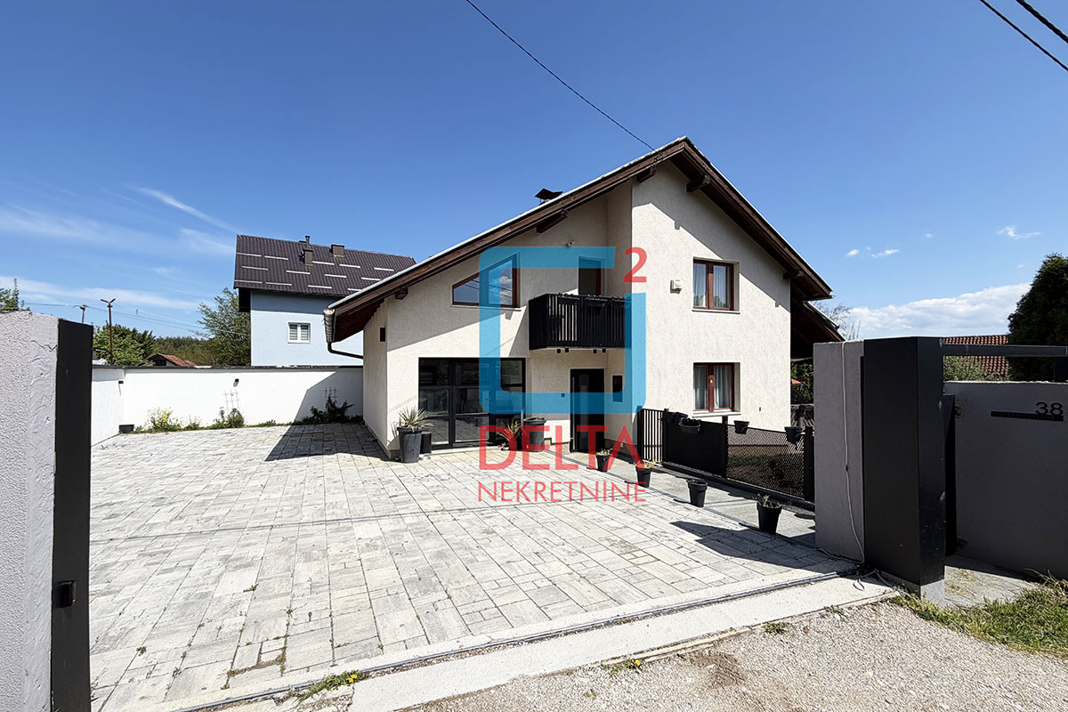 Kuća / 119m2 / Parcela 1273m2 / Miševići / Hadžići 36