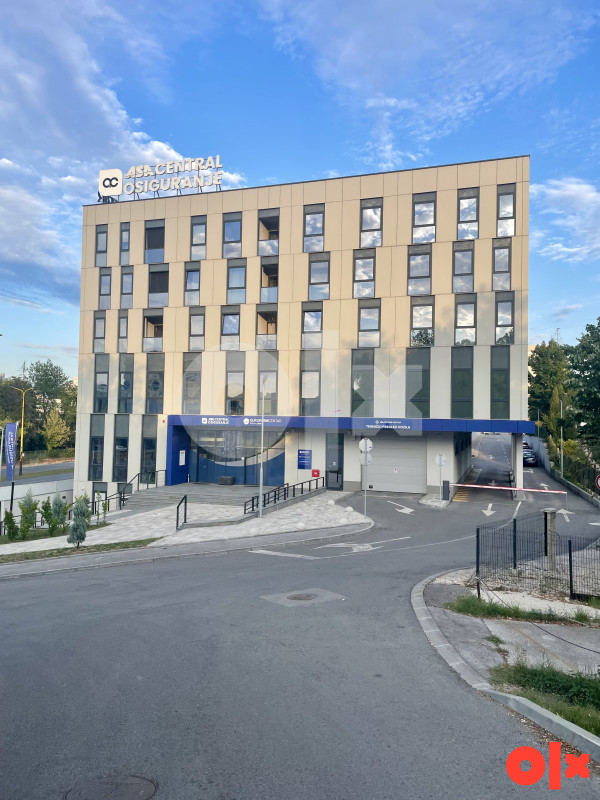 Stan Tuzla sa parkingom