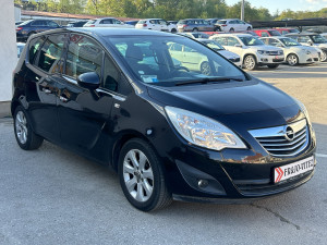 OPEL MERIVA B 1.3 CDTI 70 KW 168.000 URAĐEN VELIKI SERVIS 2012