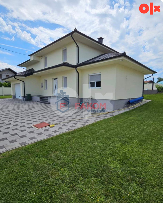 Na prodaju LUX kuća sa bazenom 20