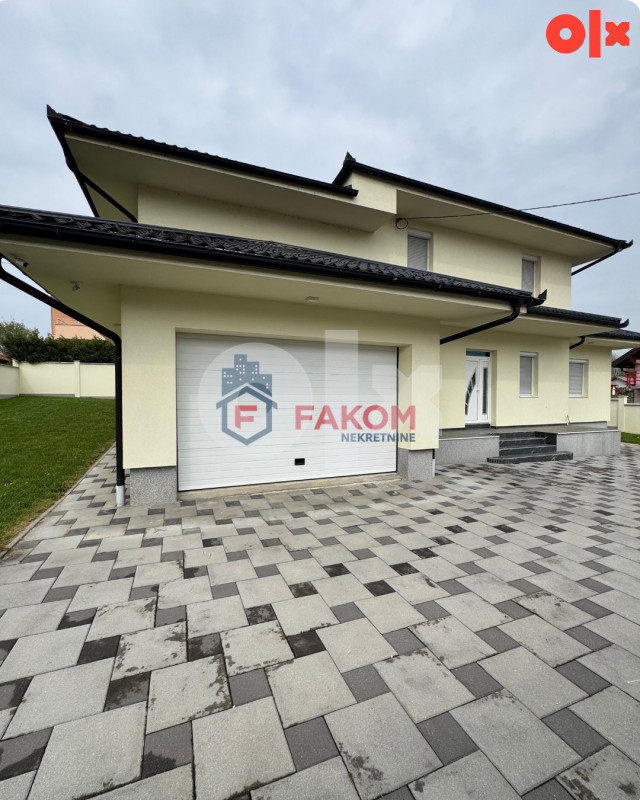 Na prodaju LUX kuća sa bazenom 10